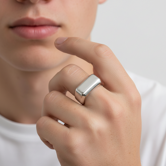 Rectangle signet ring in Silver for him