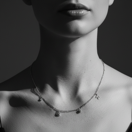 Charms necklace with figaro chain in Silver