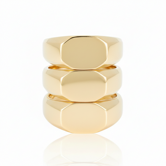 Octagon Signet ring in Gold