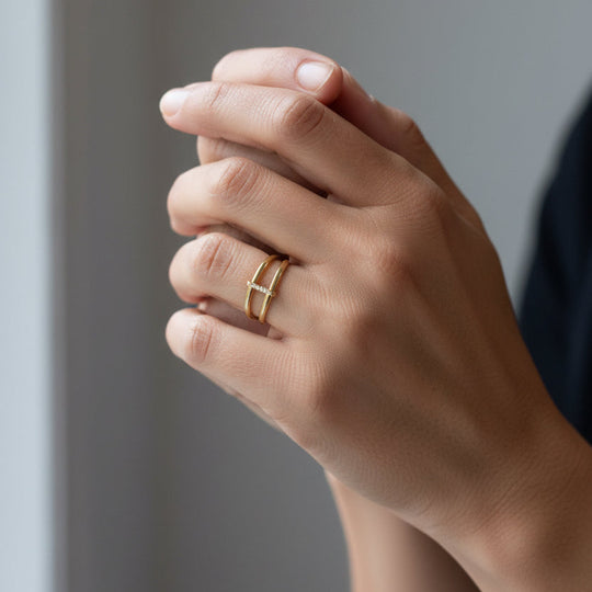 double wave rings with stones in Gold