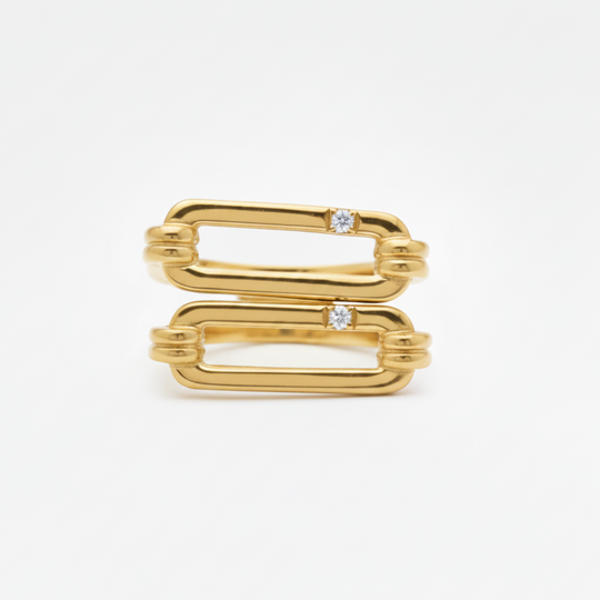 gold paperclip ring with a stone